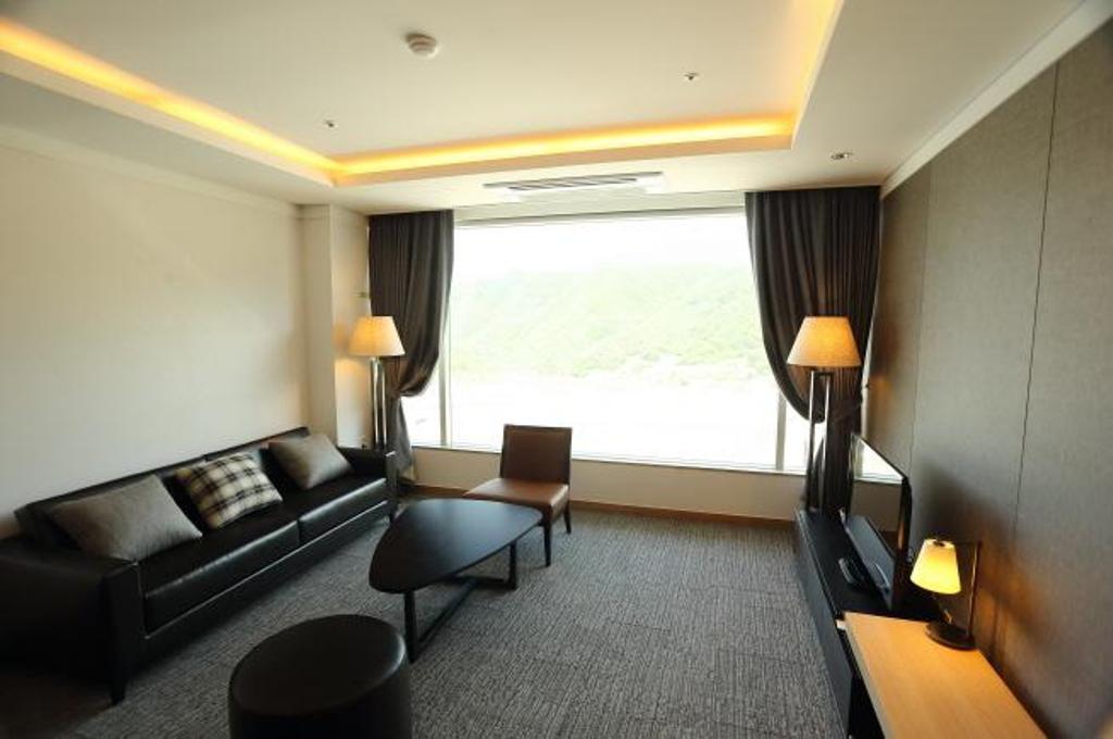 Inje Speedium Hotel & Resort Екстериор снимка